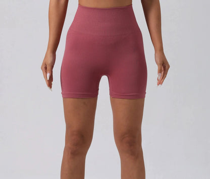 ContourFit Seamless Shorts – seamless fitness activewear
